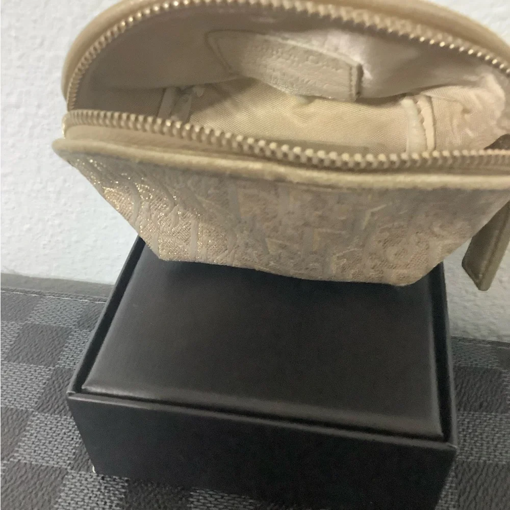 Christian Dior cosmetic bag - Picture 6 of 9